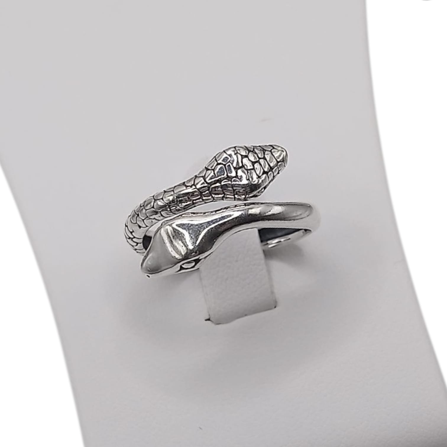 Anillo Vivora Ajustable